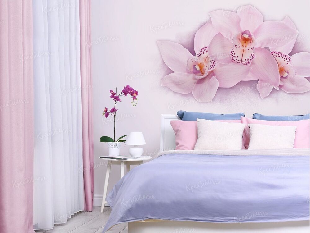 Орхидеи в спальне
